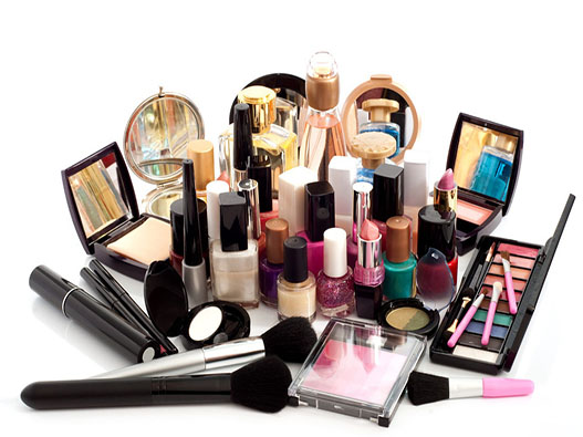 化妆品店商标注册属于哪一类？