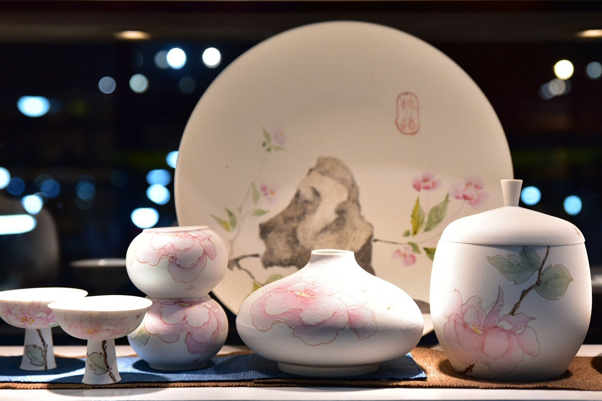 2026年陶瓷与玻璃制品行业商标注册与品牌保护全攻略：从建筑陶瓷到日用玻璃的品牌布局