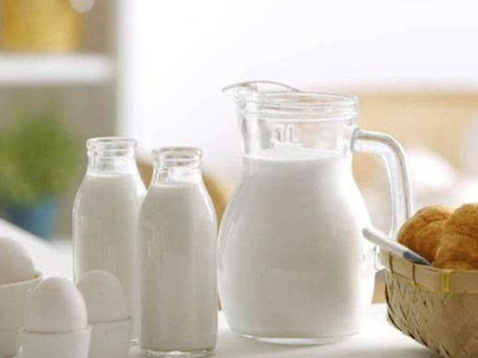 蛋白奶商标注册哪一类？